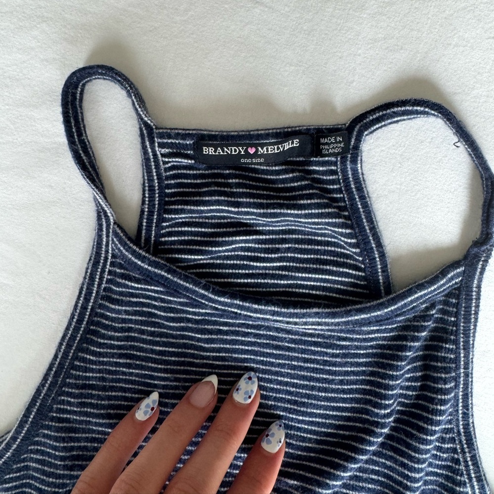 Brandy Melville top